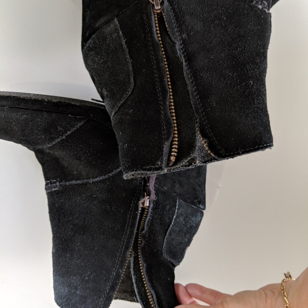 Toms Black Suede Wedge Desrhi Side Zip Booties - Picture 7 of 8